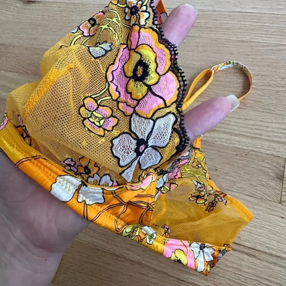 NWOT Savage x fenty size large L Mod Poppy‎ Lace Bralette yellow floral new